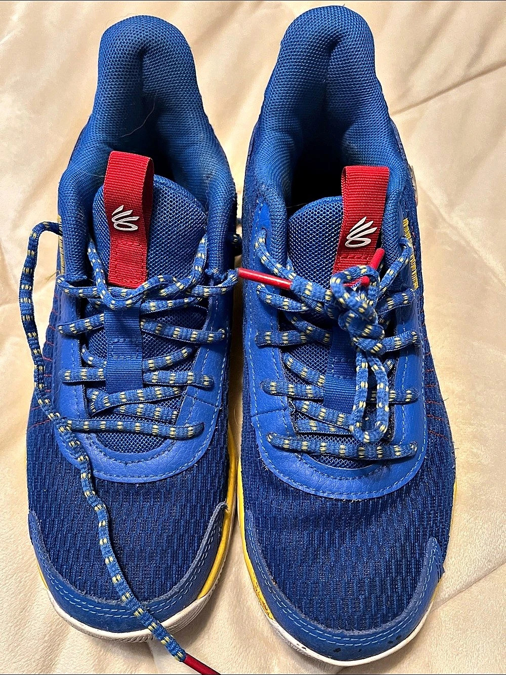 Boys Under Armour Curry Athletic Shoes US 4.5 Blue & Yellow